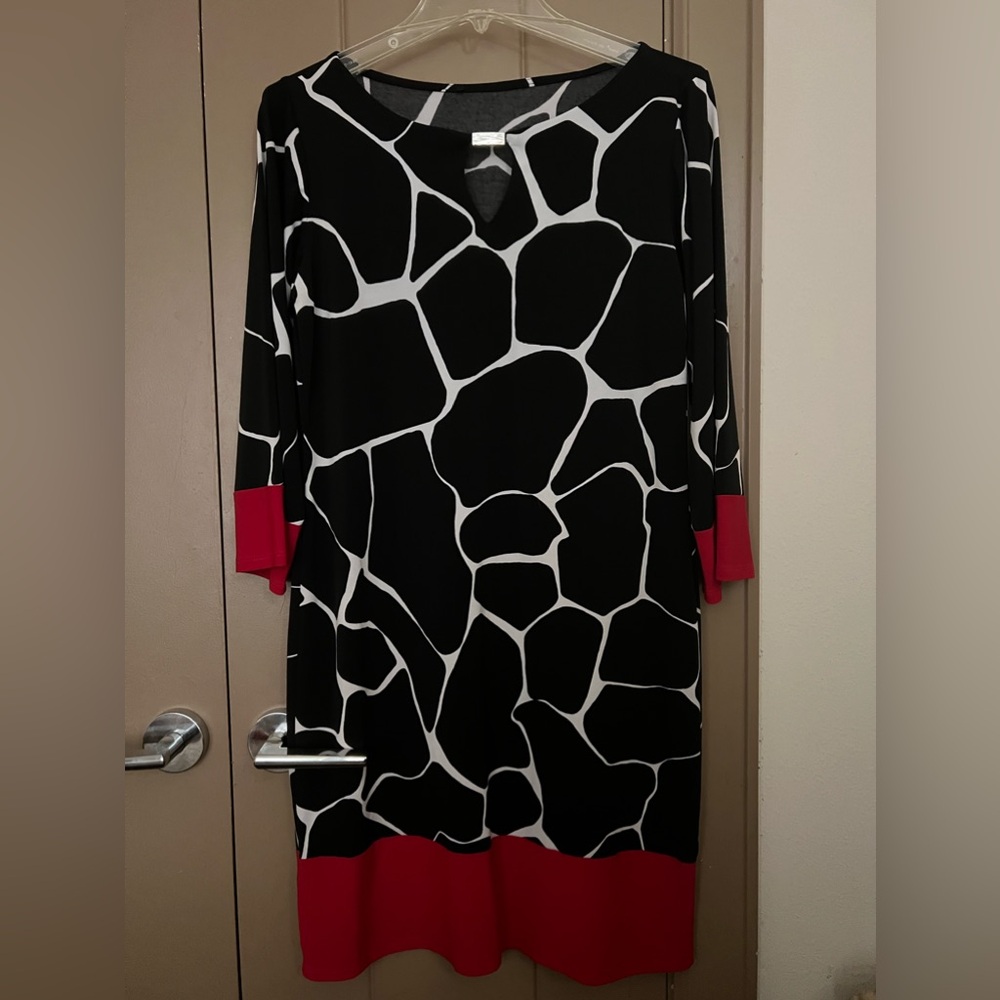 🦒🦒Women’s dress animal print🦒🦒
